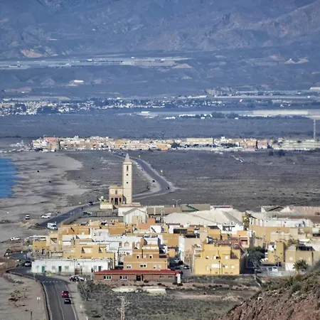 Casa De Monte Y Leva